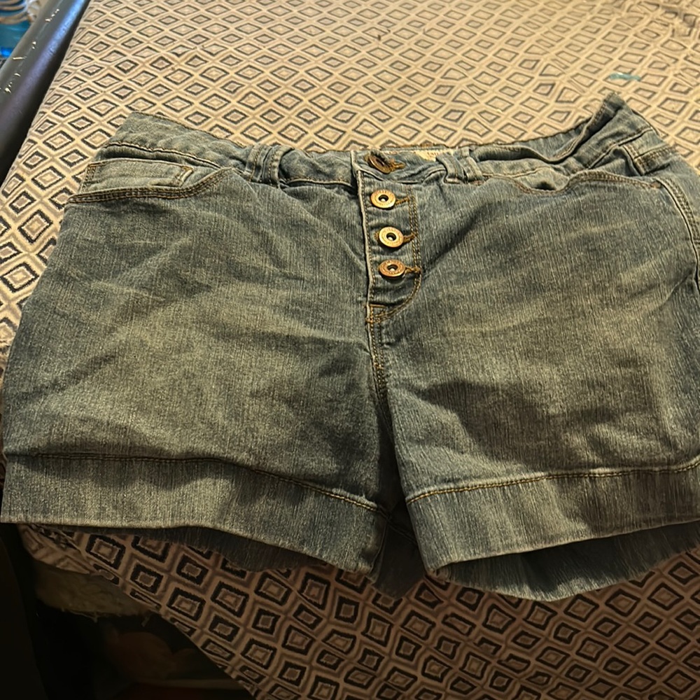 Jean Short Lei Tatam High Rise